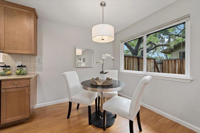 99 Sherland Avenue, Mountain View CA: https://media.crmls.org/mediaz/4953f2a4-27bc-40bb-b9c3-3f379db6ce02.jpg