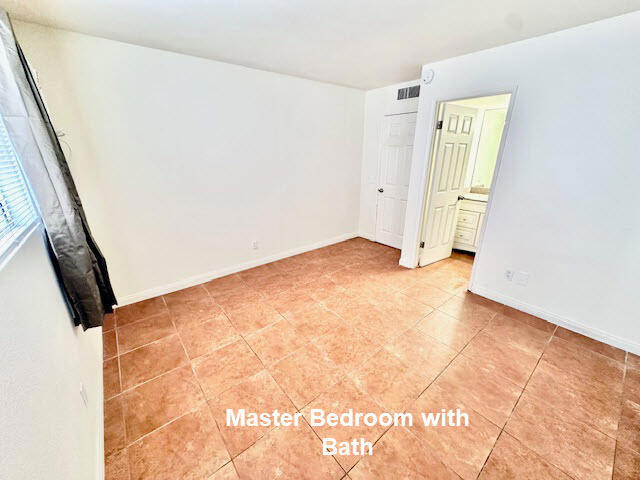 Image 19 of 44 For 73073 Santa Rosa Way