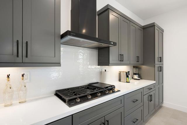 Image 14 of 42 For 307 Loch Lomond Road