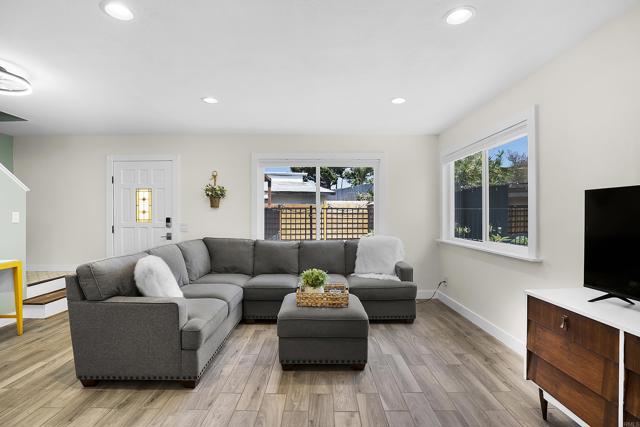 4091 Galbar Street, Oceanside CA: https://media.crmls.org/mediaz/495602e2-85c3-4b6f-af56-ba2775d80a28.jpg