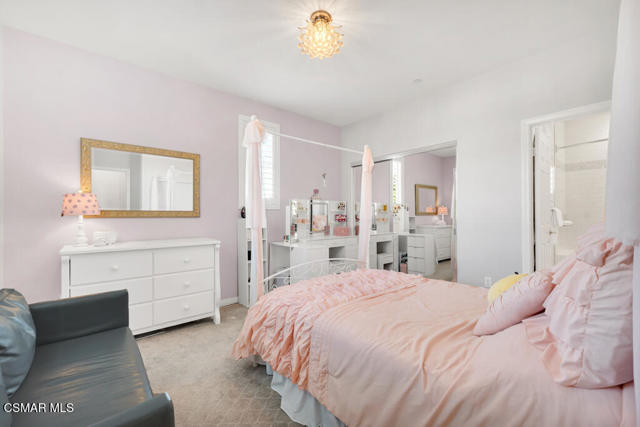 5715 Calais Court, Calabasas CA: https://media.crmls.org/mediaz/4956067d-53a3-4a97-93c3-ab729d132c68.jpg