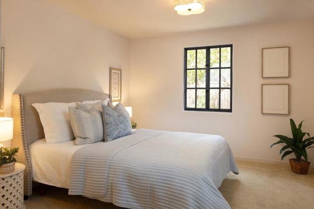 0 Carmelo 5 SE Ocean Avenue, Carmel CA: https://media.crmls.org/mediaz/495654d0-fb26-4329-9868-5e7c40473731.jpg