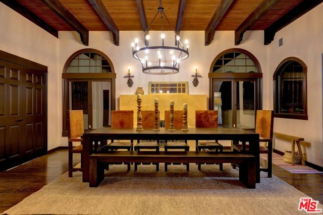 2570 Nichols Canyon Road, Los Angeles CA: https://media.crmls.org/mediaz/4957159f-d677-4536-a703-bd629173b694.jpg