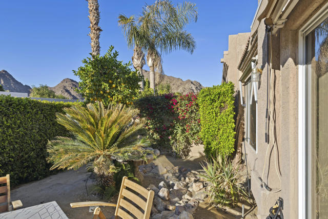 48538 Via Amistad, La Quinta CA: https://media.crmls.org/mediaz/49573849-e7f9-4f62-8466-4145b38a77c9.jpg