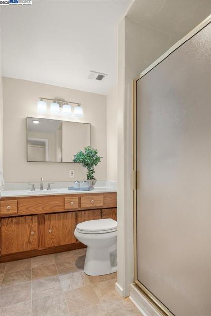 7551 Buckeye Pl, Newark CA: https://media.crmls.org/mediaz/4957b52c-ba6f-4e95-a44e-bd599798d23f.jpg