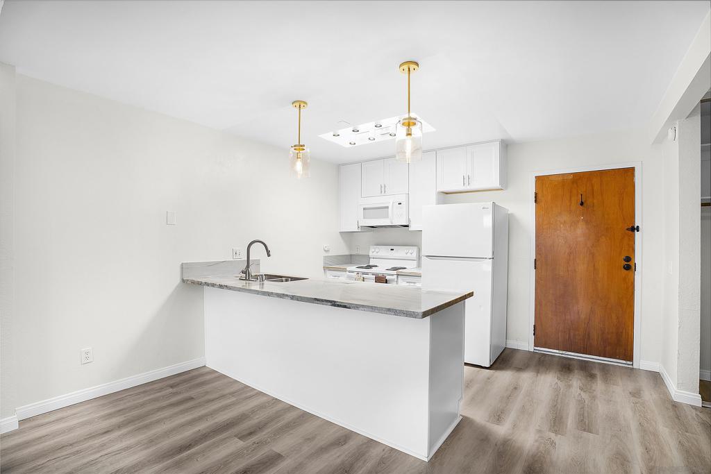 8026 Linda Vista Rd 2G, San Diego, CA 92111