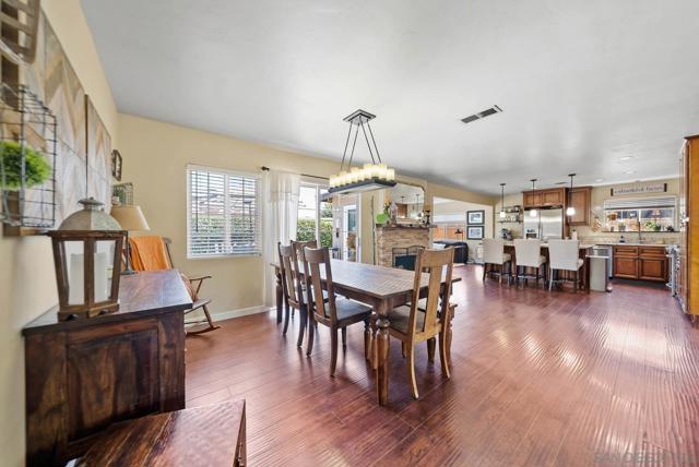 10263 Avenida Real, Lakeside CA: https://media.crmls.org/mediaz/49581c76-1ff3-446f-af4b-96a99d51aca0.jpg