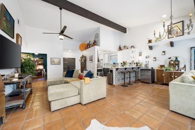 53845 Avenida Cortez, La Quinta CA: https://media.crmls.org/mediaz/495913a8-0535-4f9f-a4b1-b7229a113e43.jpg