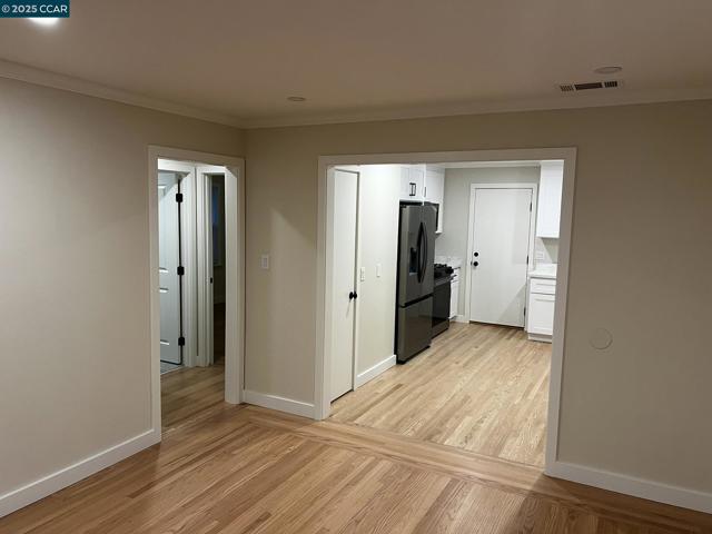 1867 Jacqueline Way, Concord CA: https://media.crmls.org/mediaz/4959e201-9d3b-4f77-a74d-853224ee87e6.jpg
