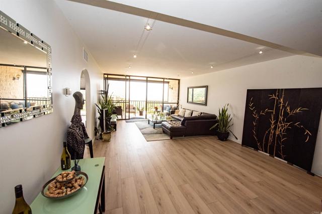 2500 Torrey Pines Road, La Jolla CA: https://media.crmls.org/mediaz/495a41fe-a62b-4993-9f74-ce377783e391.jpg