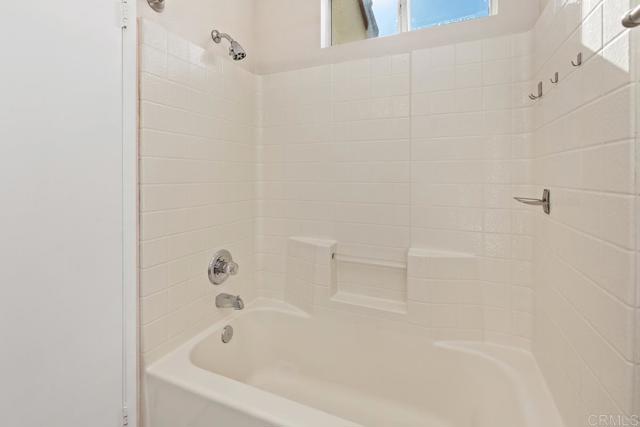 Detail Gallery Image 21 of 33 For 10254 Wateridge Cir #214,  San Diego,  CA 92121 - 2 Beds | 2/1 Baths