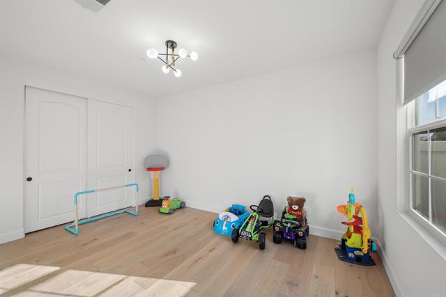 Detail Gallery Image 38 of 72 For 3193 Corte Carlazzo, Chula Vista,  CA 91914 - 4 Beds | 3/1 Baths