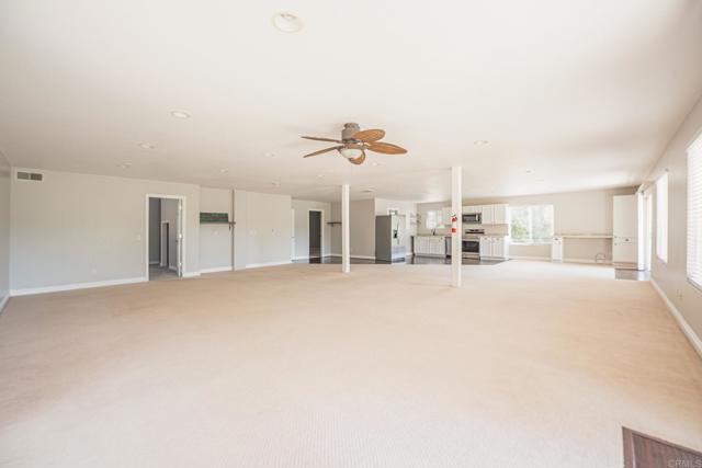 11112 Calgary Way, Valley Center CA: https://media.crmls.org/mediaz/495bc1c3-a273-4cfa-954c-d8299ed9de16.jpg