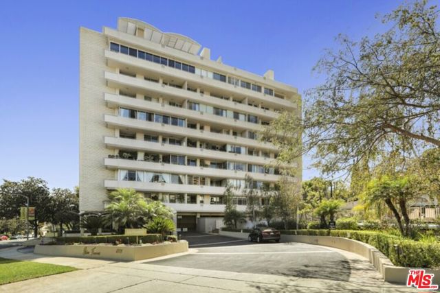 1333 S Beverly Glen Blvd #303, Los Angeles, CA 90024