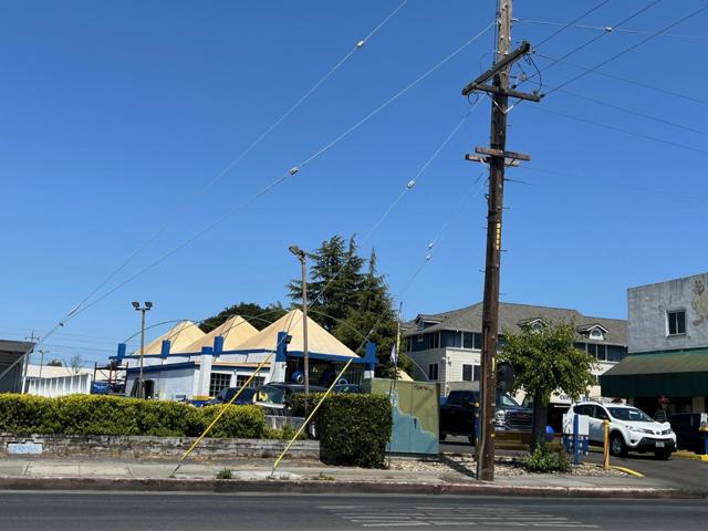 720 N San Mateo Drive, San Mateo CA: https://media.crmls.org/mediaz/495da1aa-4c72-4896-a31a-174fa19b1e52.jpg