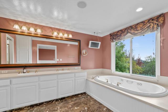 210 Moore Creek Road, Santa Cruz CA: https://media.crmls.org/mediaz/495e8bbf-028a-49f8-9cc6-12efdea2f3c3.jpg