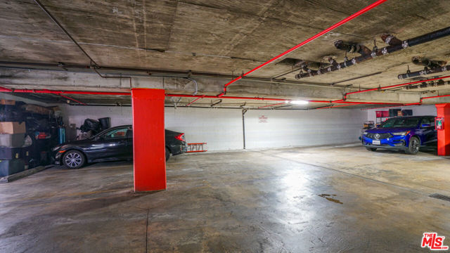517 Fischer Street, Glendale CA: https://media.crmls.org/mediaz/495f12bb-bd85-4106-a8f3-69fcf4ac2bf6.jpg