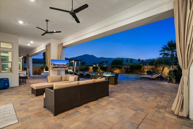 Image 6 of 75 For 54770 Cavalcade Court