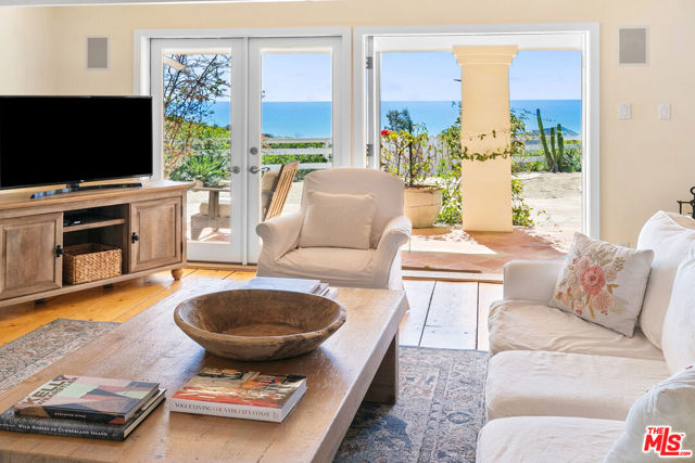 2302 Latigo Canyon Road, Malibu CA: https://media.crmls.org/mediaz/496284b6-2388-46e0-a7eb-6973c7097225.jpg