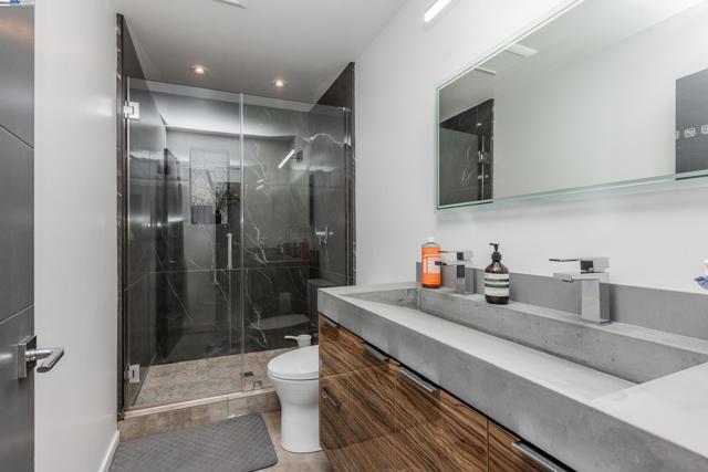 5 Sky Terrace, Danville CA: https://media.crmls.org/mediaz/4963c590-2496-4603-92be-ff2113bf8d0f.jpg
