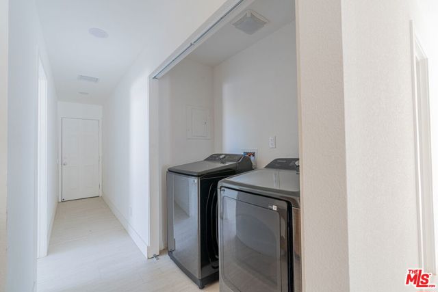 Image 31 of 44 For 70725 Ironwood Drive