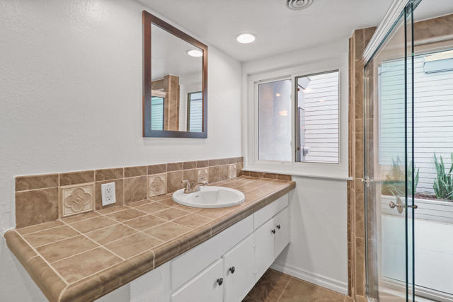 2518 S Sierra Madre, Palm Springs CA: https://media.crmls.org/mediaz/4964be80-c685-4aa8-8d77-e126802af961.jpg