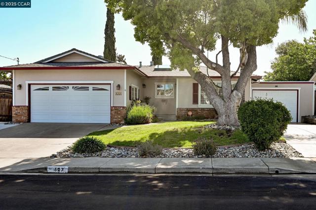 427 Dale Rd, Martinez CA: https://media.crmls.org/mediaz/4965b3c1-8c74-4bea-9b86-d46f2663ab9e.jpg