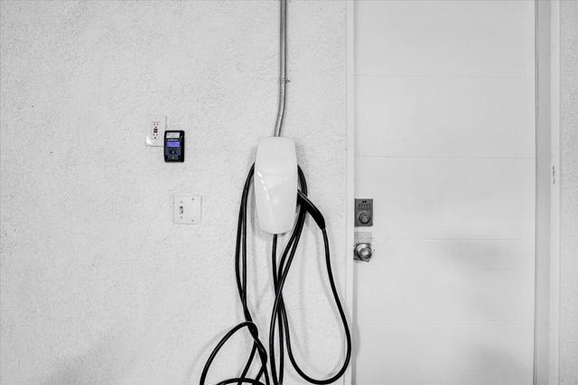 68159 Mountain View Road, Cathedral City CA: https://media.crmls.org/mediaz/4966f421-001d-4928-9554-e8a240a9f068.jpg