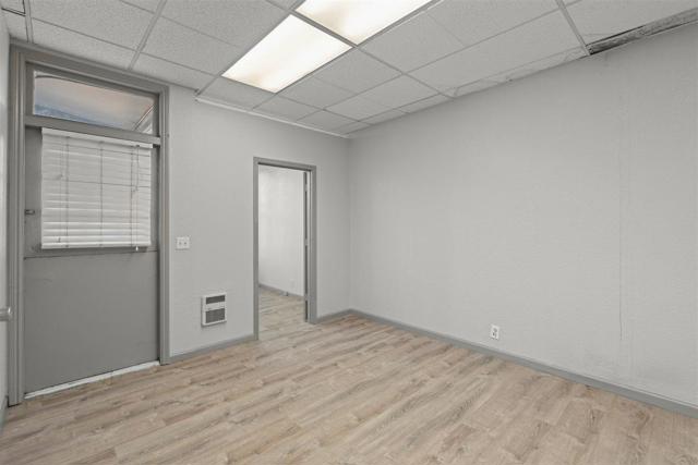 19 Joost Avenue, San Francisco CA: https://media.crmls.org/mediaz/496717d3-2482-4e48-88b7-aac8ad4a1ba8.jpg