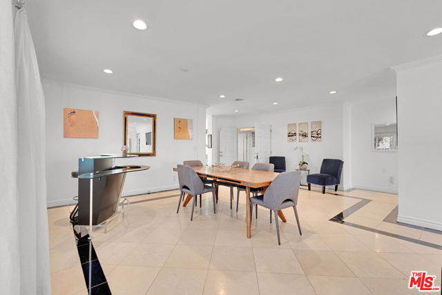 1131 S Swall Drive, Los Angeles CA: https://media.crmls.org/mediaz/4967a127-1940-490f-b8af-986a1882f05d.jpg
