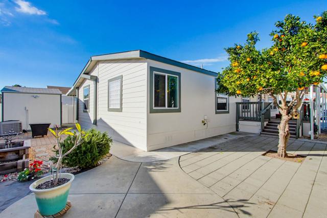 Detail Gallery Image 2 of 67 For 200 N El Camino Real #43,  Oceanside,  CA 92058 - 3 Beds | 2 Baths