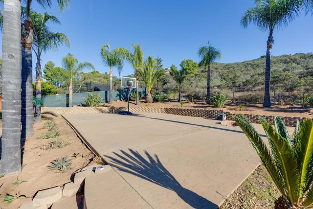 Detail Gallery Image 35 of 56 For 16301 Swartz Canyon Rd, Ramona,  CA 92065 - 3 Beds | 2/1 Baths