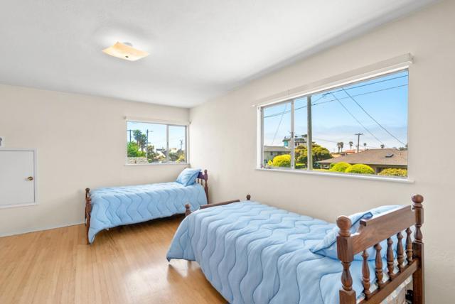 102 32nd Avenue, Santa Cruz CA: https://media.crmls.org/mediaz/49688767-3139-4557-8c83-325966862035.jpg