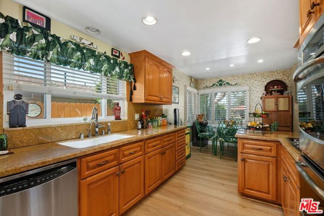 5550 W 63rd Street, Los Angeles CA: https://media.crmls.org/mediaz/4969248d-45fc-4ecb-8e9c-14e1210b1256.jpg