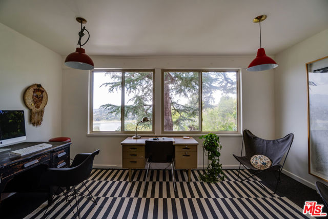 2020 Redcliff Street, Los Angeles CA: https://media.crmls.org/mediaz/496be0db-24a6-42d6-a300-12b49b3e4b14.jpg