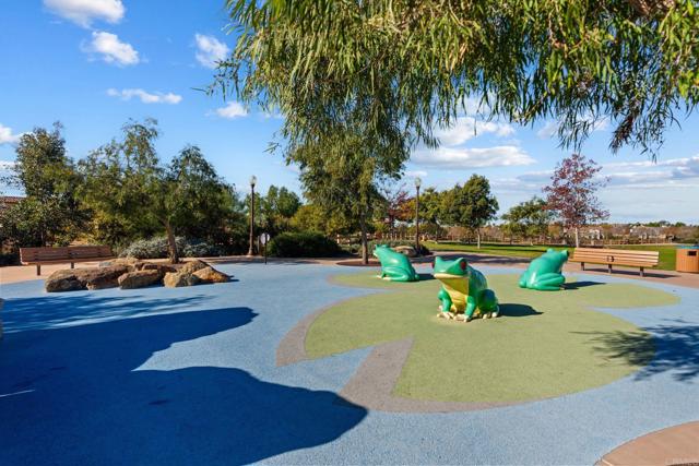 Detail Gallery Image 33 of 45 For 15968 Parkview Loop, San Diego,  CA 92127 - 4 Beds | 3 Baths