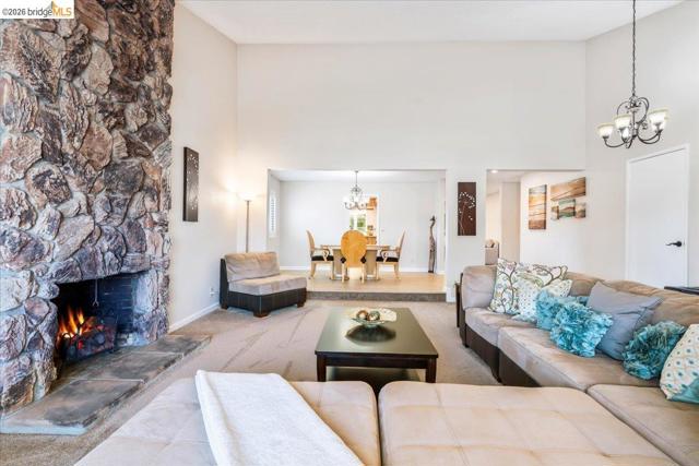 Image 5 of 56 For 14787 Oleander St