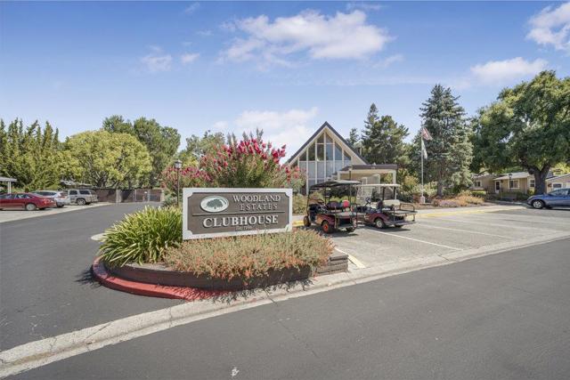 97 Melody Lane, Morgan Hill CA: https://media.crmls.org/mediaz/496cac50-f1ce-48a9-b8e1-a812b0db216a.jpg