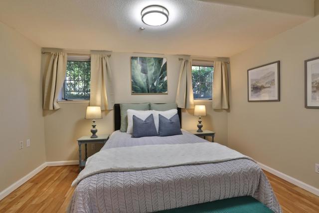 101 Showers Court, Mountain View CA: https://media.crmls.org/mediaz/496cbb7a-cfe8-4489-a0cf-95fcef596cf7.jpg