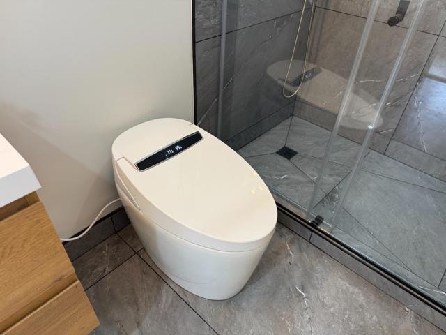 199 S 23rd Street, San Jose CA: https://media.crmls.org/mediaz/496cfd55-2b0a-4c5e-bbb4-7291b42f764b.jpg