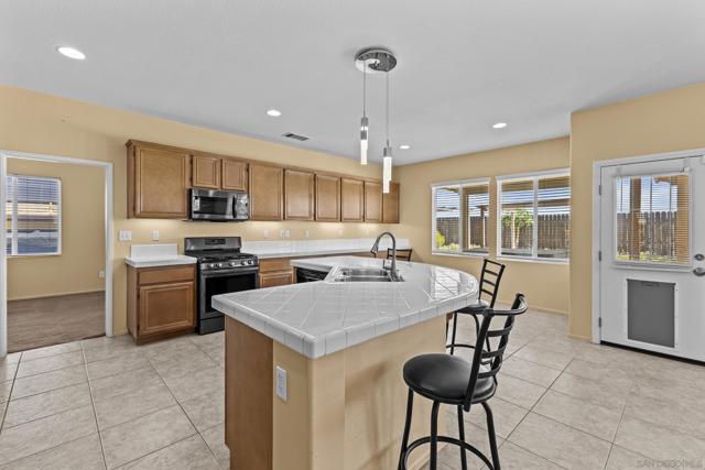 25231 Ridgemoor Road, Menifee CA: https://media.crmls.org/mediaz/496d369b-feaa-48f2-be5a-933cd75ac0fc.jpg