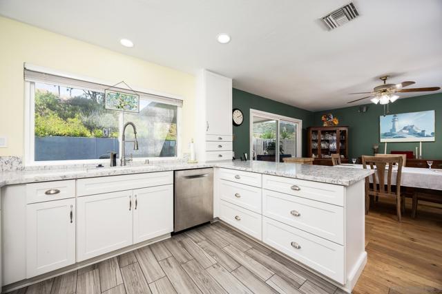 14543 High Pine St, Poway CA: https://media.crmls.org/mediaz/496e35d8-7498-469c-b54b-d502858bec99.jpg