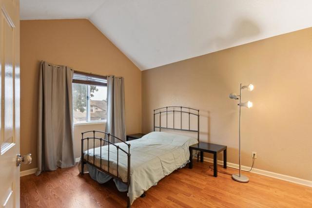 1258 De Cunha Court, Salinas CA: https://media.crmls.org/mediaz/496e38d6-b8e9-4444-aa90-81947a6ed809.jpg