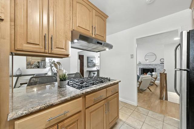 1527 Terra Nova Boulevard, Pacifica CA: https://media.crmls.org/mediaz/4970d533-1732-4f32-be96-16f19241355f.jpg