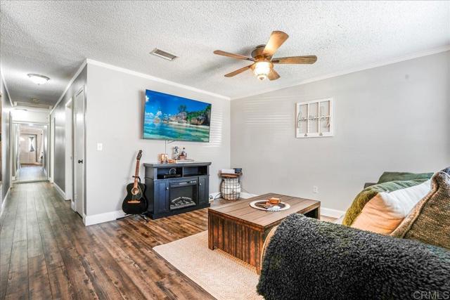 Detail Gallery Image 4 of 30 For 10212 Swanton Dr, Santee,  CA 92071 - 4 Beds | 2 Baths