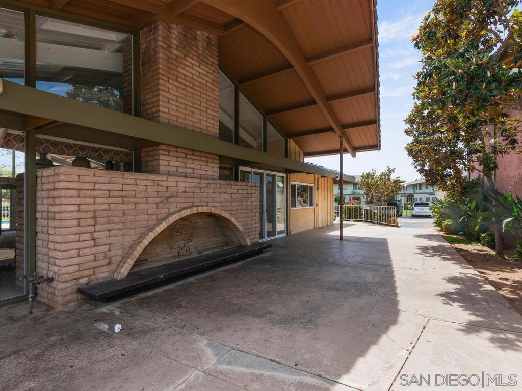2094 Grand Ave - photo 20
