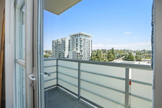 550 15TH ST #608, San Diego, California 92101, 1 Bedroom Bedrooms, ,1 BathroomBathrooms,Condominium,For Sale,15TH ST #608,240021885SD