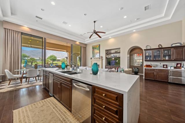 81639 Andalusia, La Quinta CA: https://media.crmls.org/mediaz/49728f69-28b8-4f56-8d2c-7c5c12cc1343.jpg