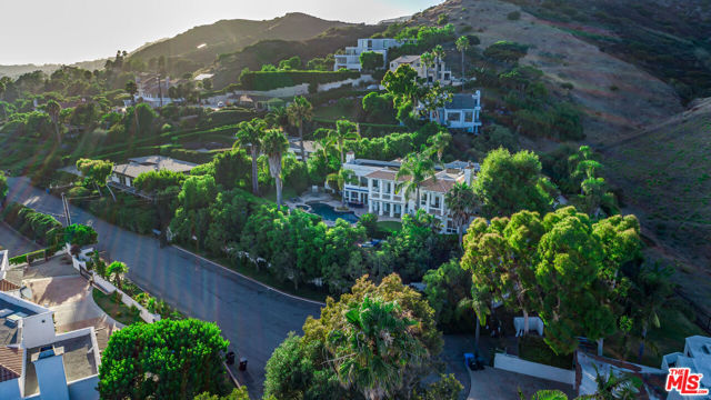 Drew Fenton | 26743 Via Linda Street Malibu CA | MLS: 7008838