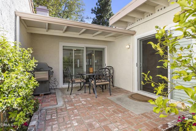 Detail Gallery Image 30 of 38 For 2036 Birchdale Ct, Thousand Oaks,  CA 91362 - 2 Beds | 2 Baths